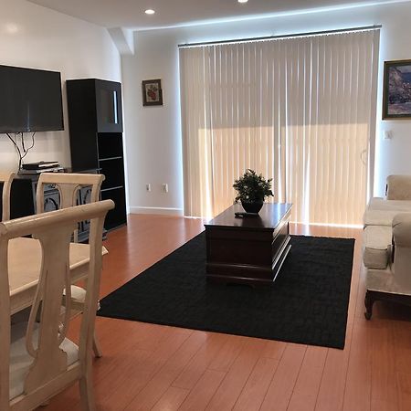 Fully Furnished Apartment In La Close To Beverly Hills Беверли-Хиллз Экстерьер фото